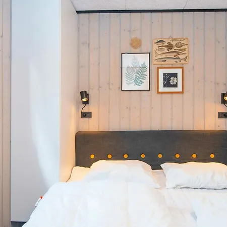 8 Person In Hejls-by Traum * Hejls