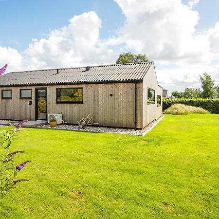 8 Person In Hejls-by Traum * Hejls